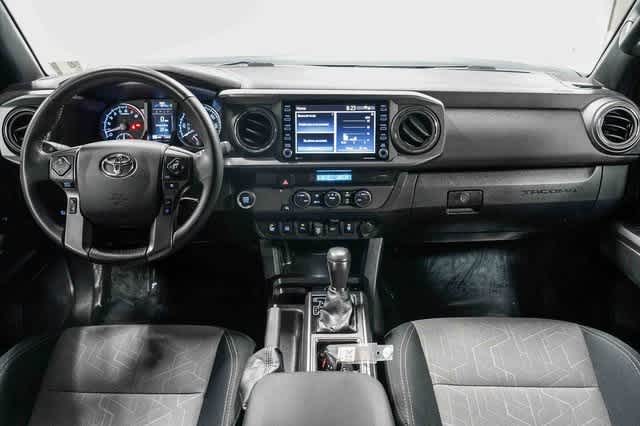 Thumbnail: 2022 Toyota Tacoma - 13