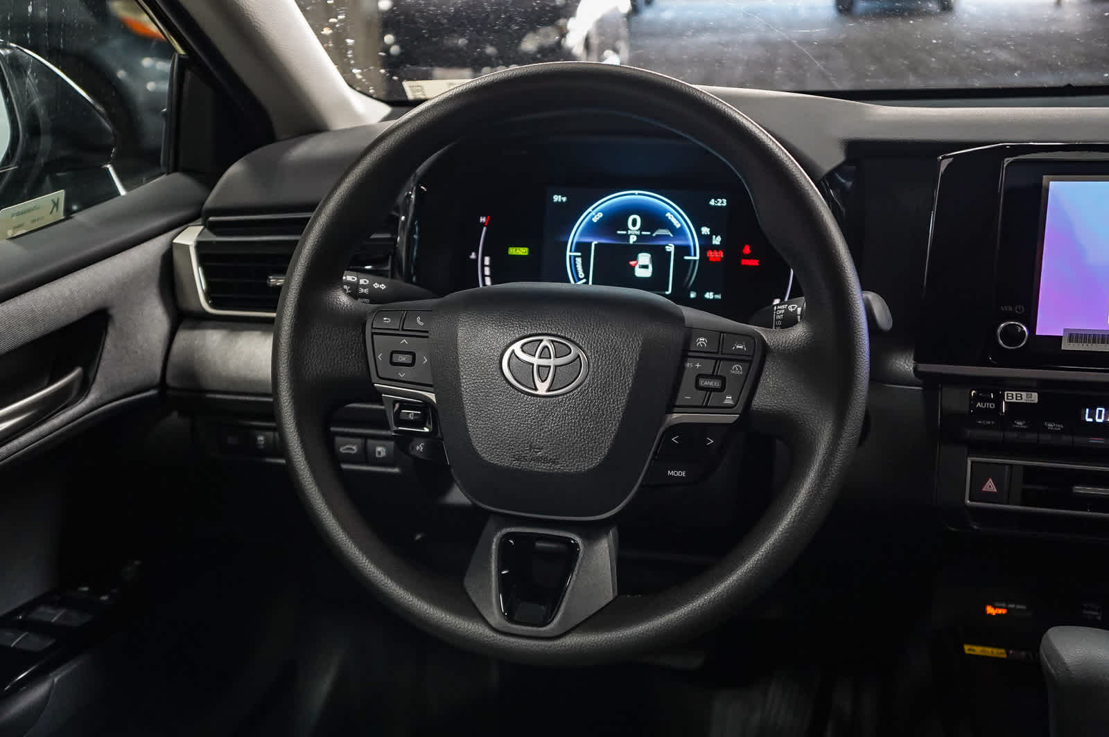 Thumbnail: 2025 Toyota Camry - 18