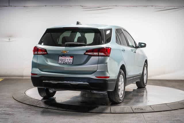 Thumbnail: 2022 Chevrolet Equinox - 4