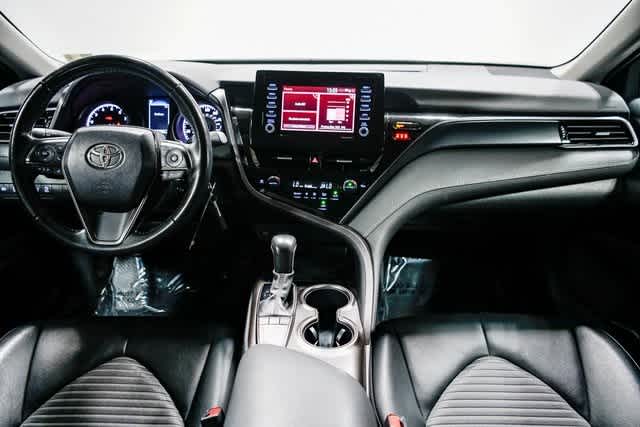 Thumbnail: 2023 Toyota Camry - 12