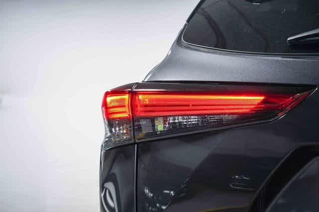 2023 Toyota Highlander XLE 12