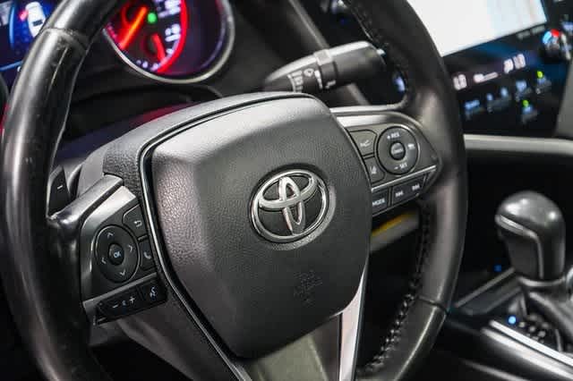 Thumbnail: 2019 Toyota Camry - 22