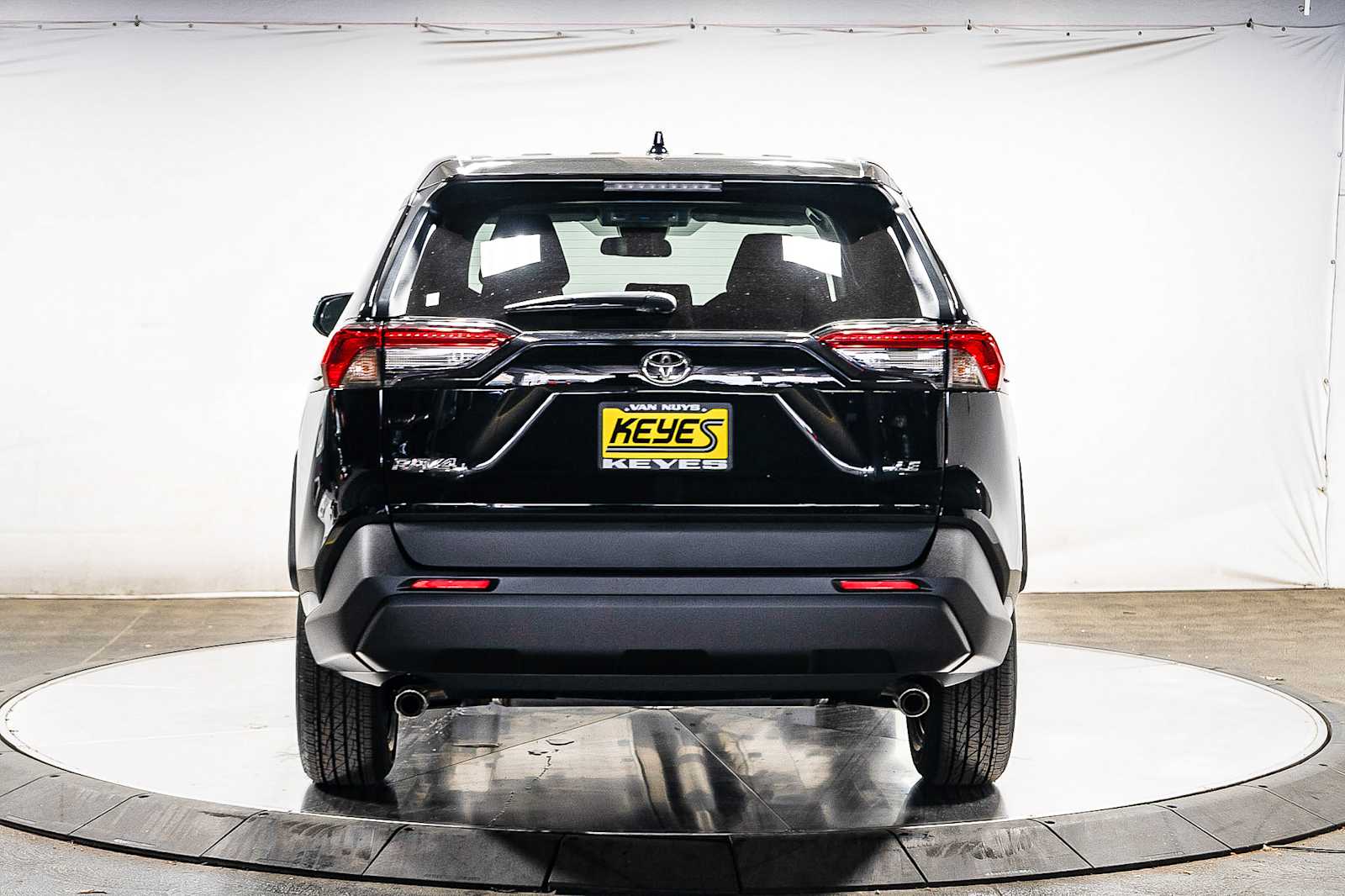 Thumbnail: 2025 Toyota RAV4 - 3
