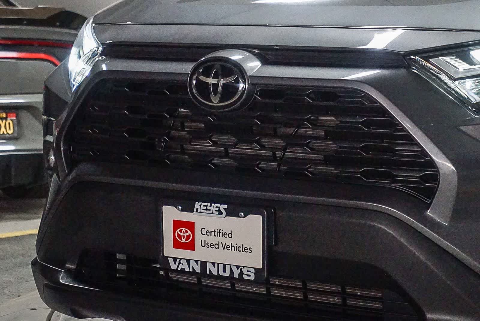 Thumbnail: 2025 Toyota RAV4 - 6