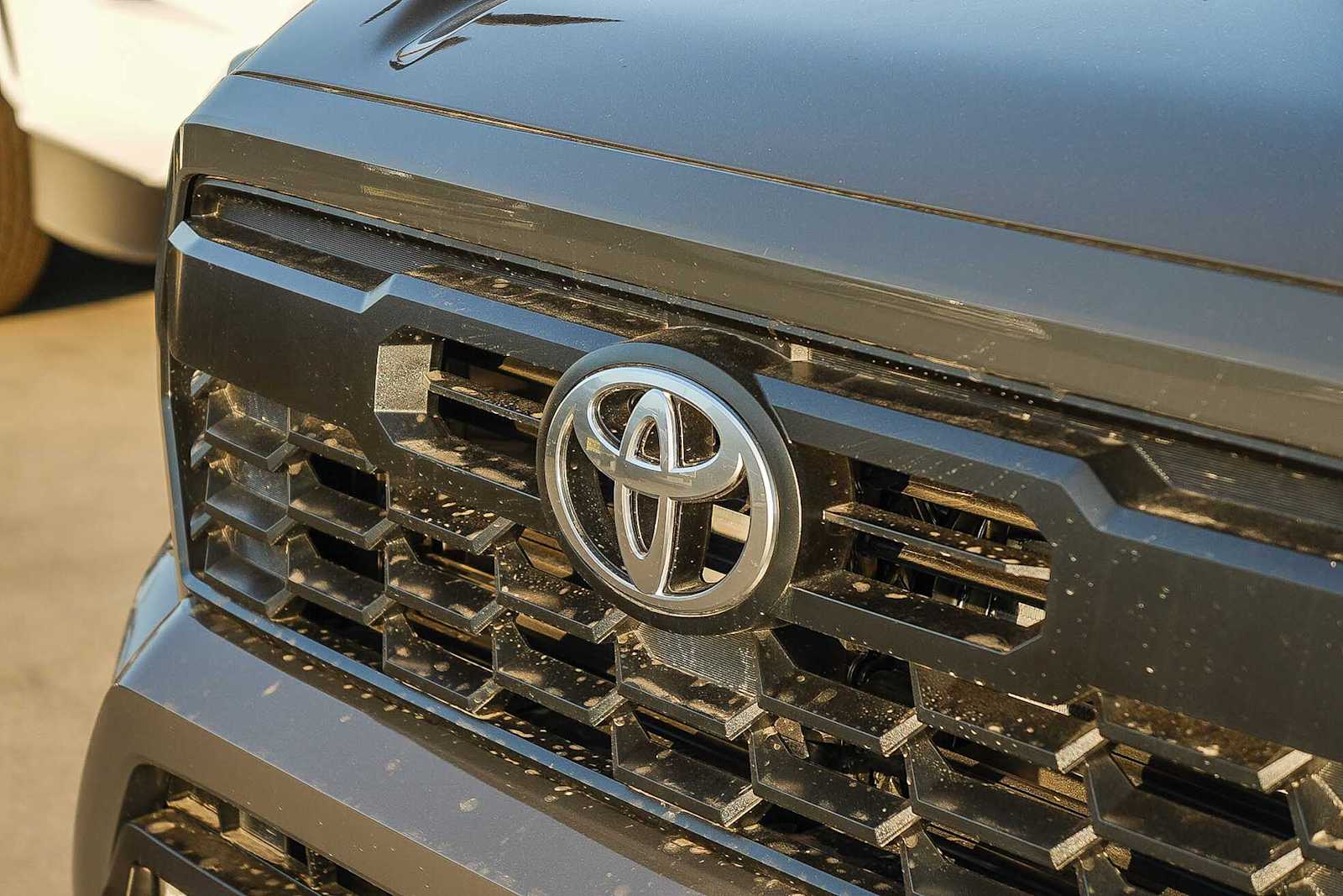 Thumbnail: 2025 Toyota Tacoma - 9