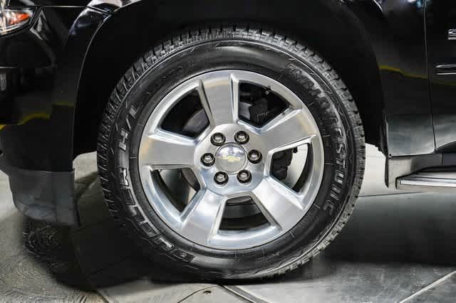 Thumbnail: 2015 Chevrolet Suburban - 9