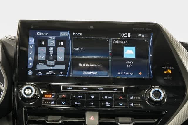 Thumbnail: 2022 Toyota Highlander - 15