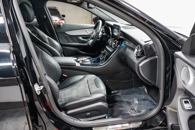 Thumbnail: 2016 Mercedes-Benz C-Class - 17