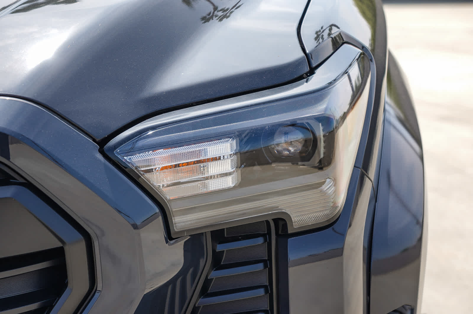Thumbnail: 2025 Toyota Tacoma - 8