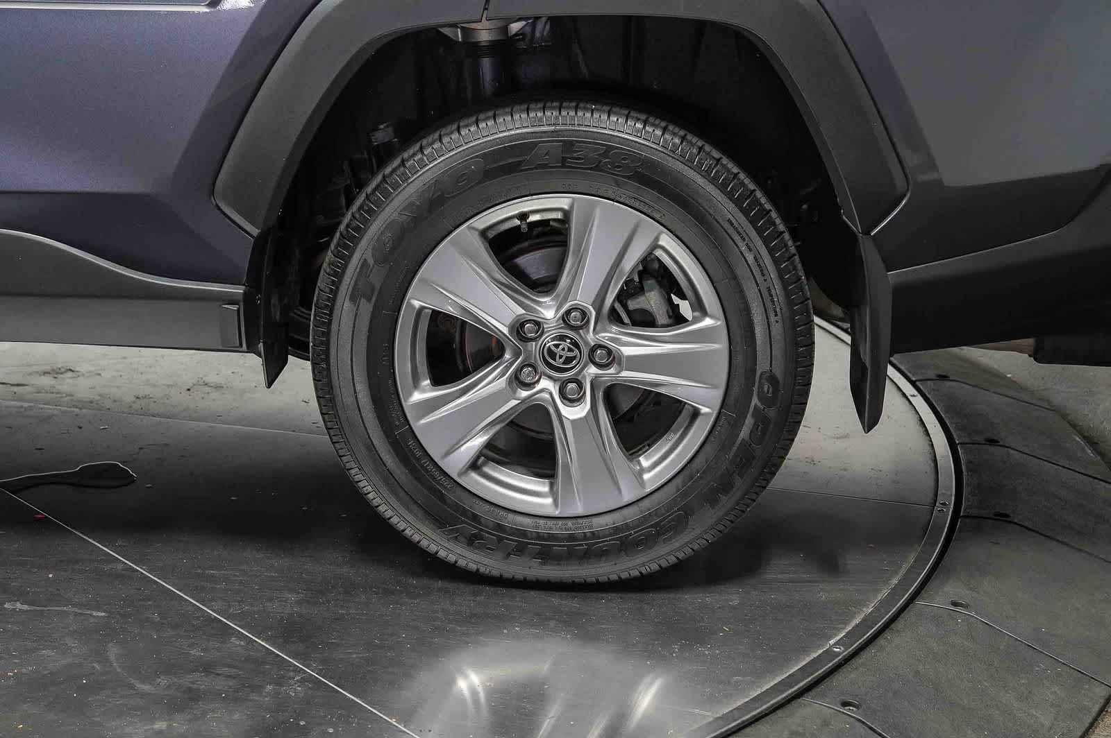 Thumbnail: 2024 Toyota RAV4 - 10