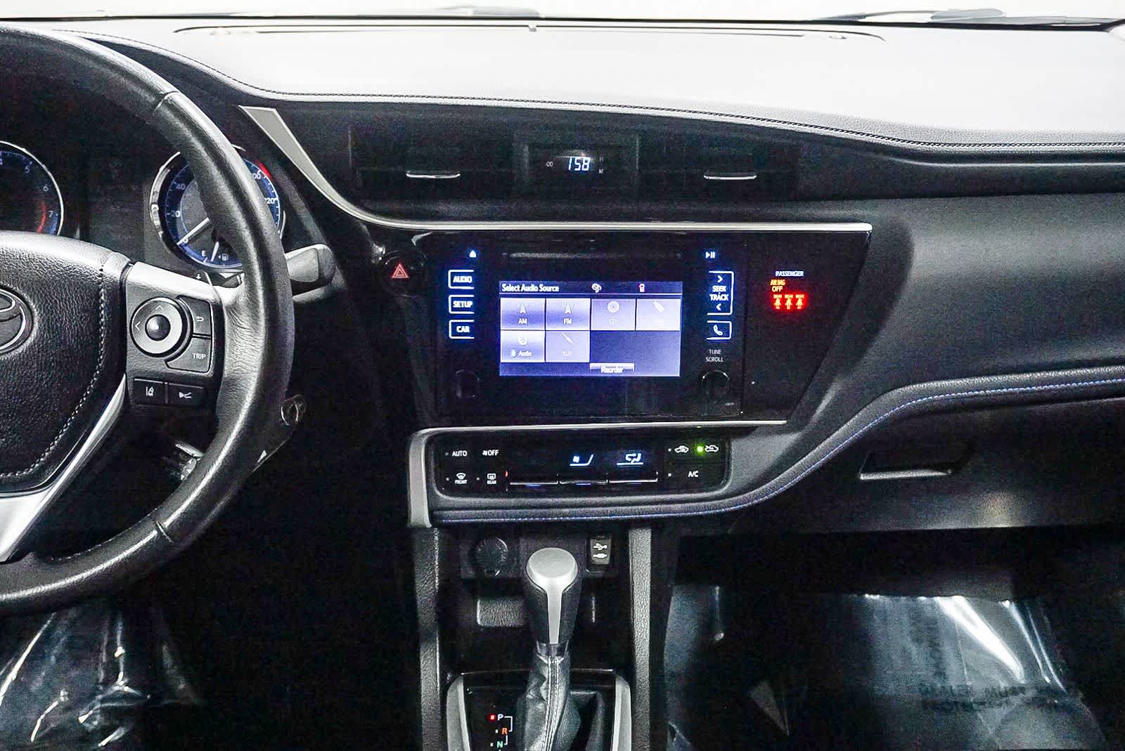 Thumbnail: 2018 Toyota Corolla - 13