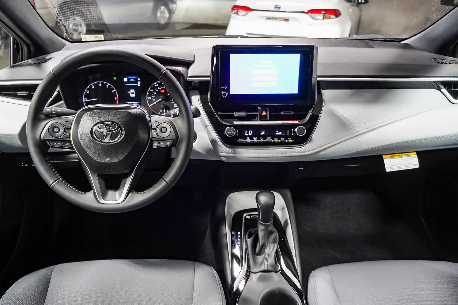 Thumbnail: 2025 Toyota Corolla - 13
