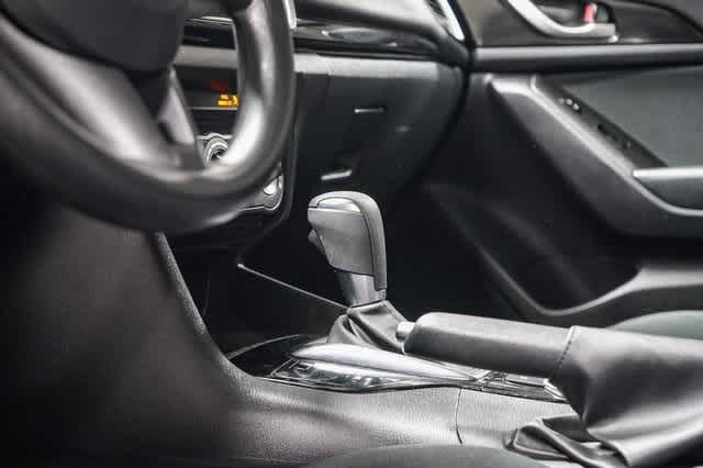 2016 Mazda Mazda3 i Sport 23