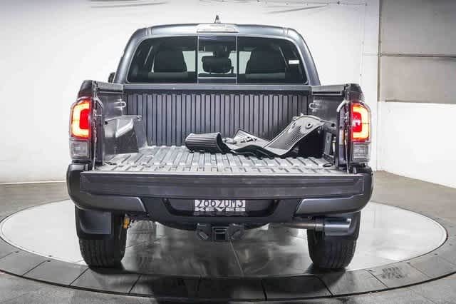 Thumbnail: 2022 Toyota Tacoma - 27