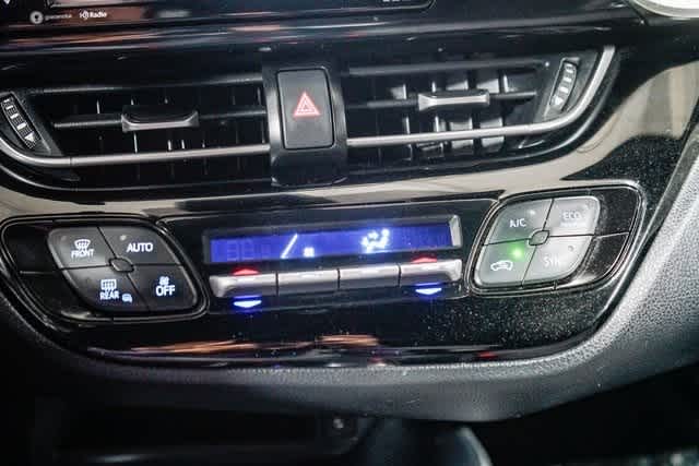 Thumbnail: 2018 Toyota C-HR - 22