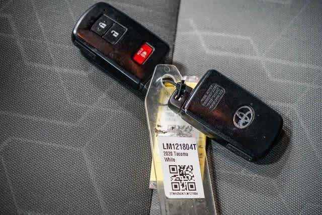 Thumbnail: 2020 Toyota Tacoma - 30