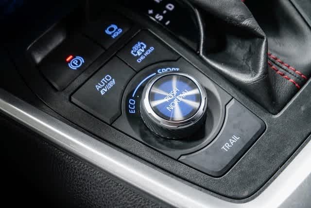2022 Toyota RAV4 Prime XSE 23