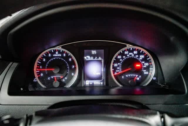 Thumbnail: 2015 Toyota Camry - 26