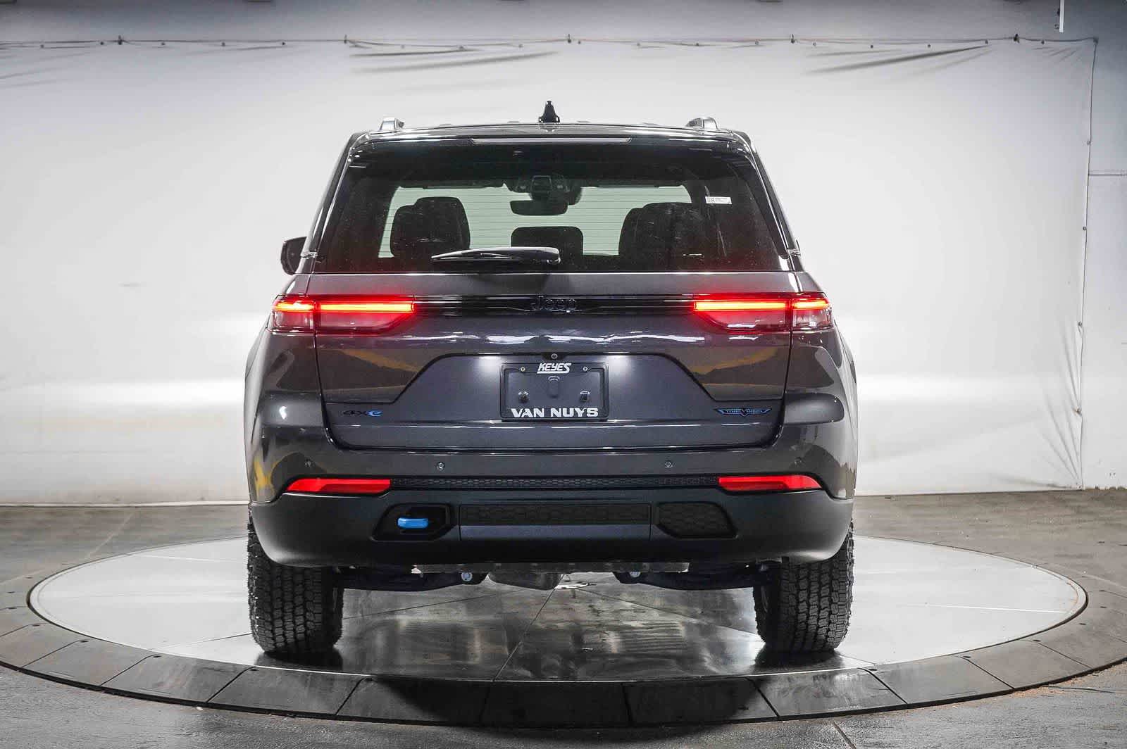 Thumbnail: 2023 Jeep Grand Cherokee - 5
