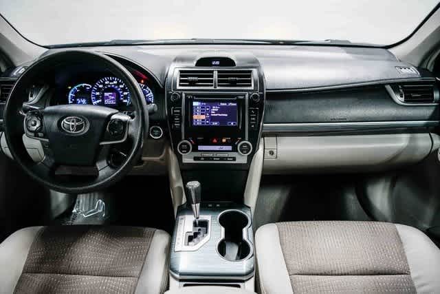 Thumbnail: 2013 Toyota Camry - 11