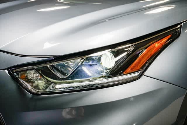 2023 Toyota Highlander Platinum 8