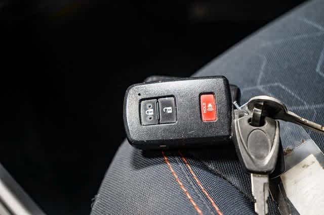 Thumbnail: 2018 Toyota Tacoma - 27