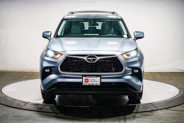 2022 Toyota Highlander LE 7