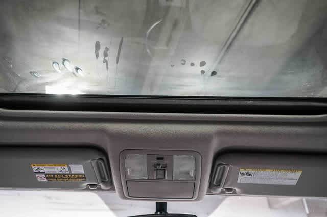 Thumbnail: 2012 Toyota RAV4 - 16