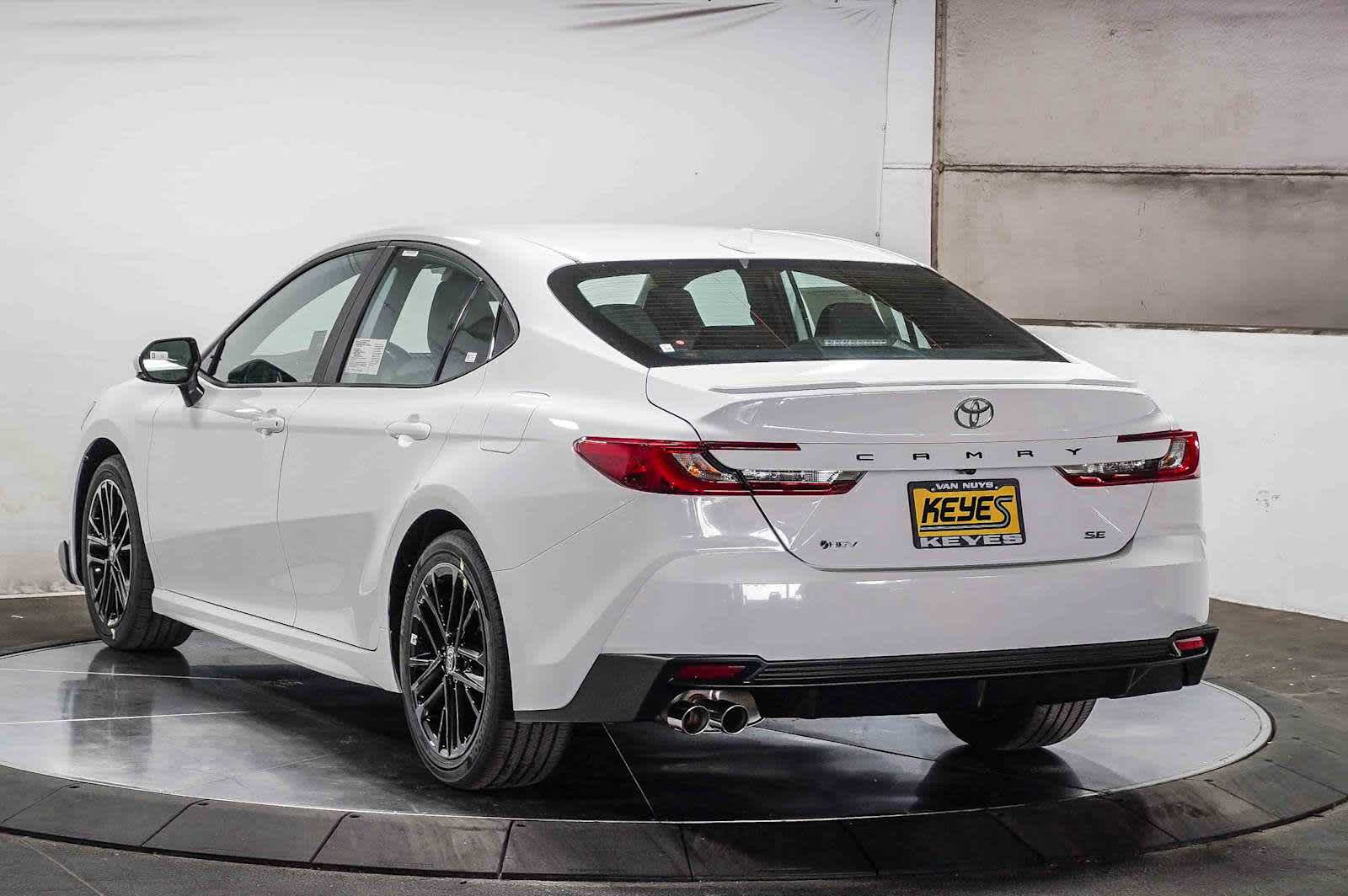 Thumbnail: 2026 Toyota Camry - 6