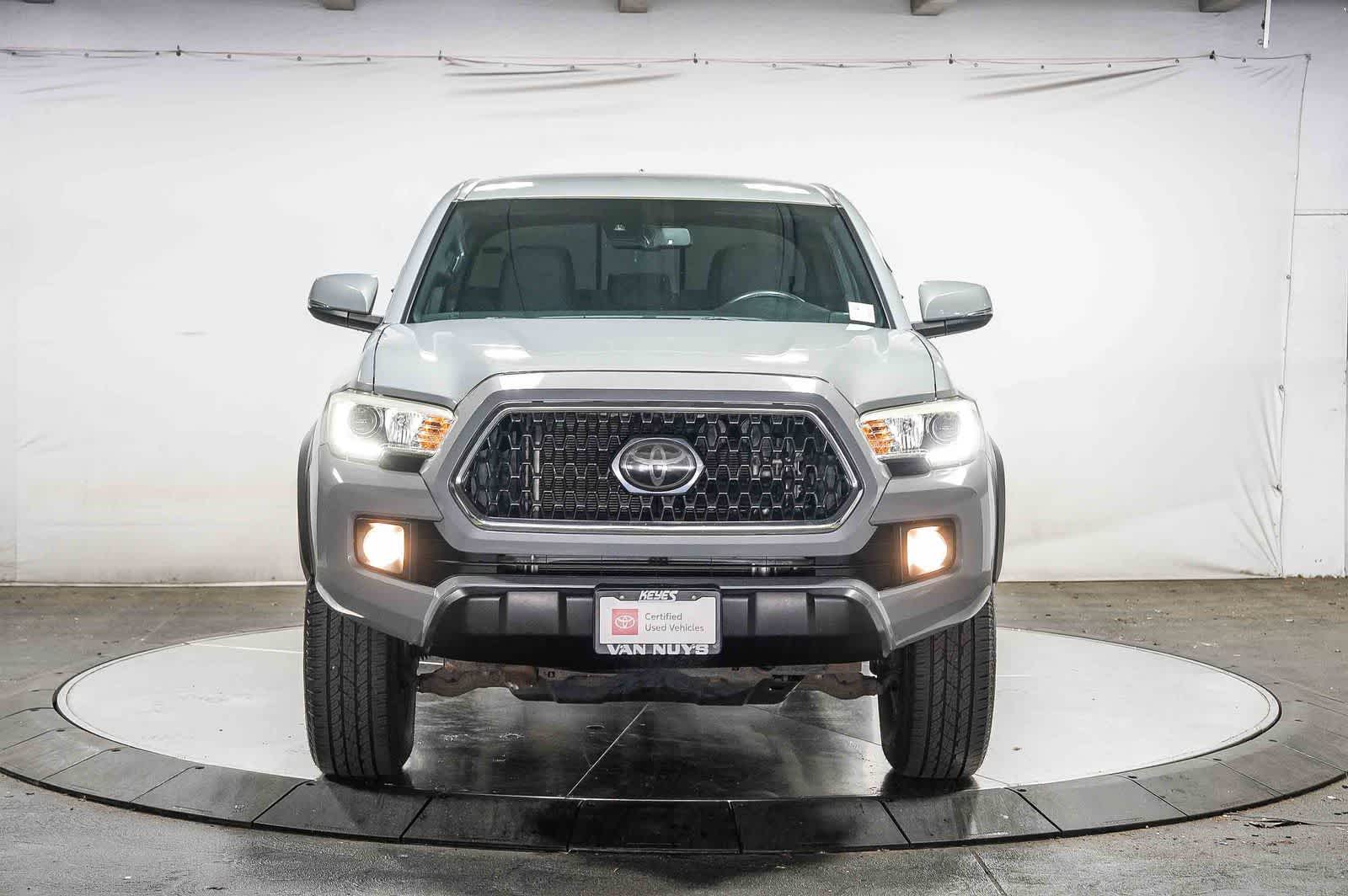 Thumbnail: 2018 Toyota Tacoma - 7