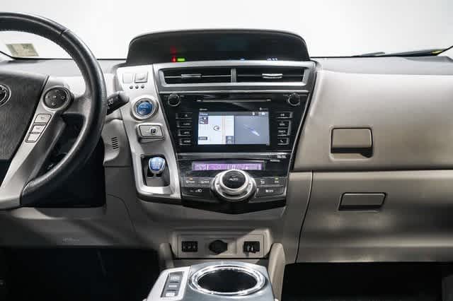 Thumbnail: 2015 Toyota Prius v - 13