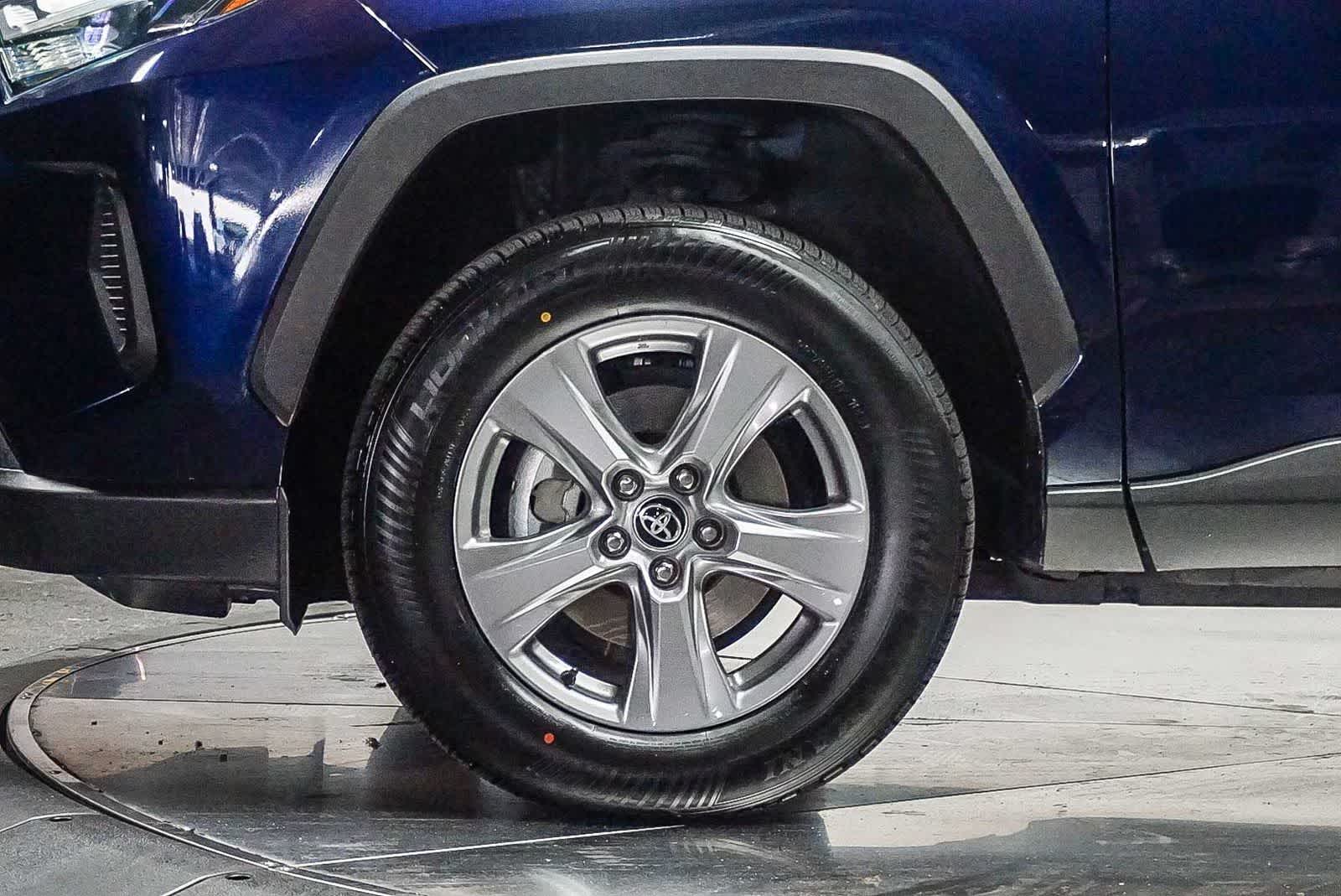 Thumbnail: 2024 Toyota RAV4 - 9