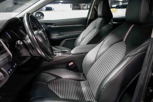 Thumbnail: 2023 Toyota Camry - 15