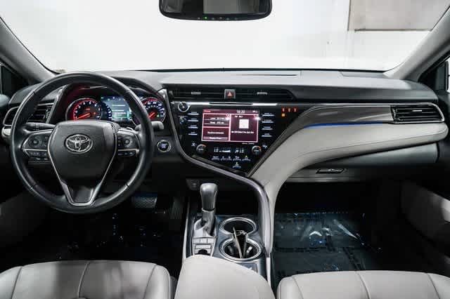 2019 Toyota Camry XSE 13