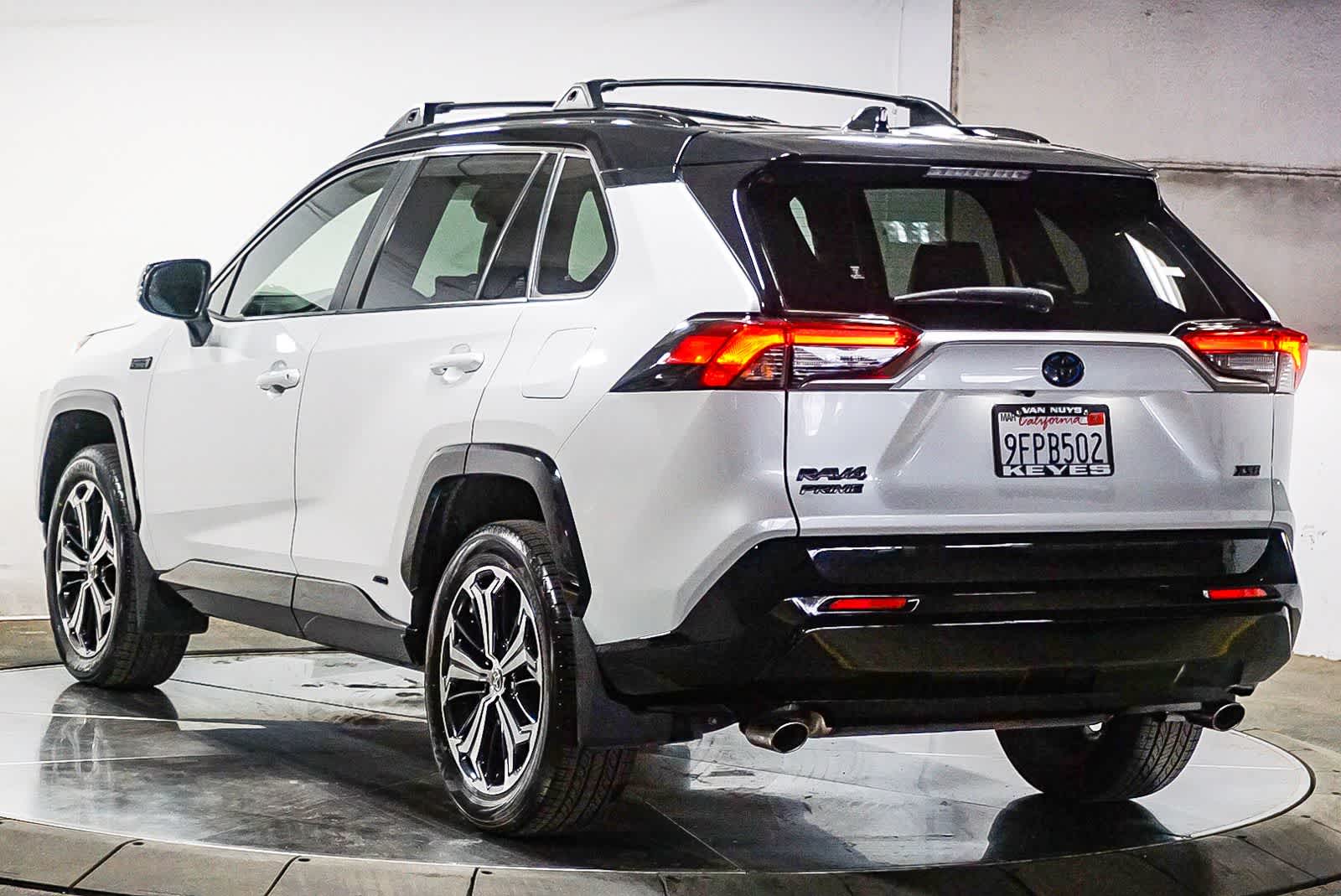 Thumbnail: 2023 Toyota RAV4 - 8