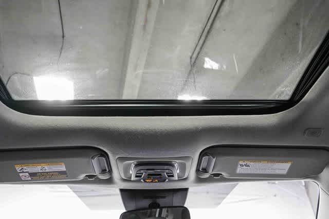 Thumbnail: 2023 Toyota Corolla Cross - 17