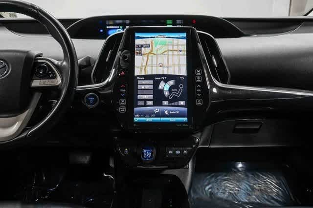 Thumbnail: 2018 Toyota Prius Prime - 14