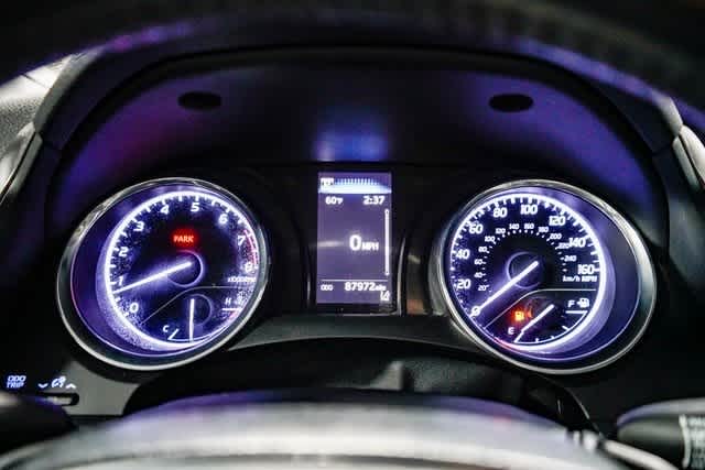 Thumbnail: 2020 Toyota Camry - 25