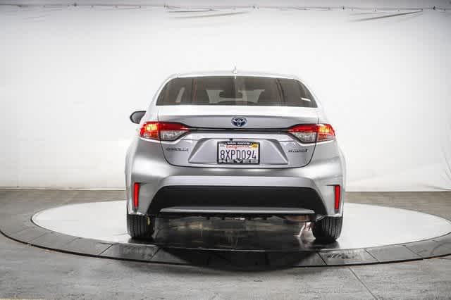 2022 Toyota Corolla LE 4