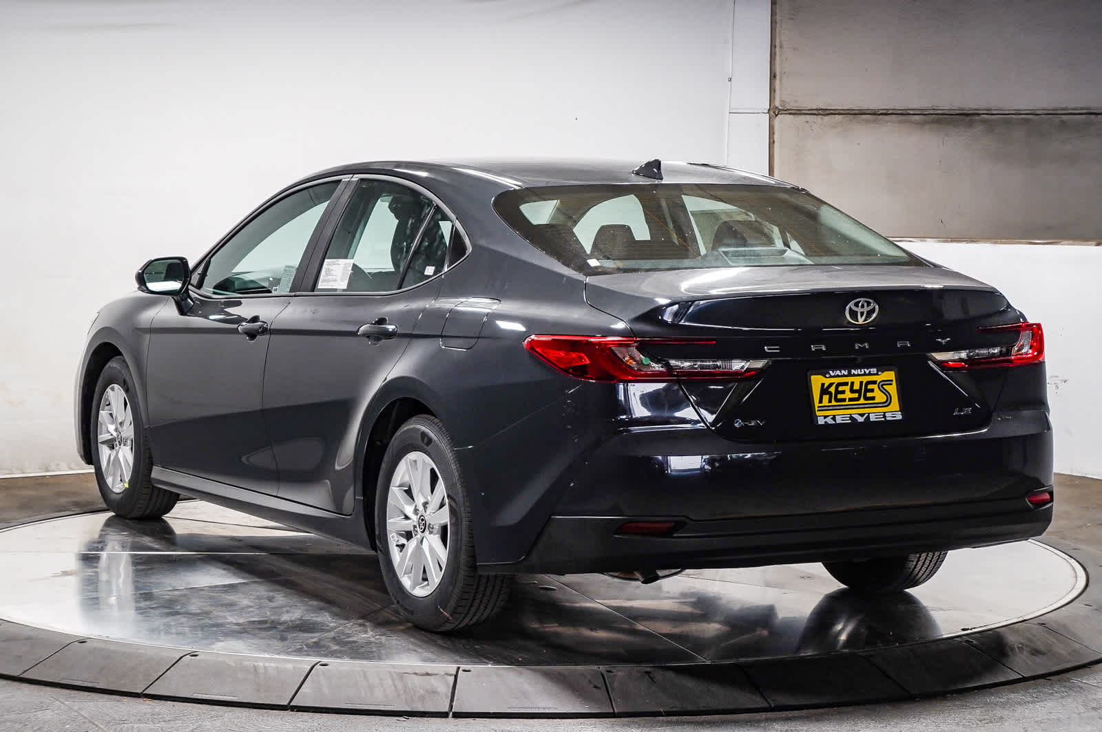 Thumbnail: 2026 Toyota Camry - 6