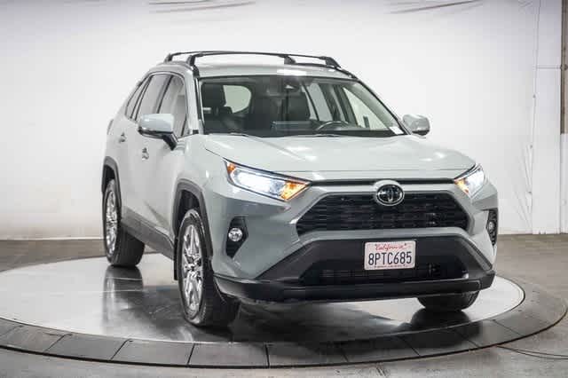 Thumbnail: 2020 Toyota RAV4 - 6
