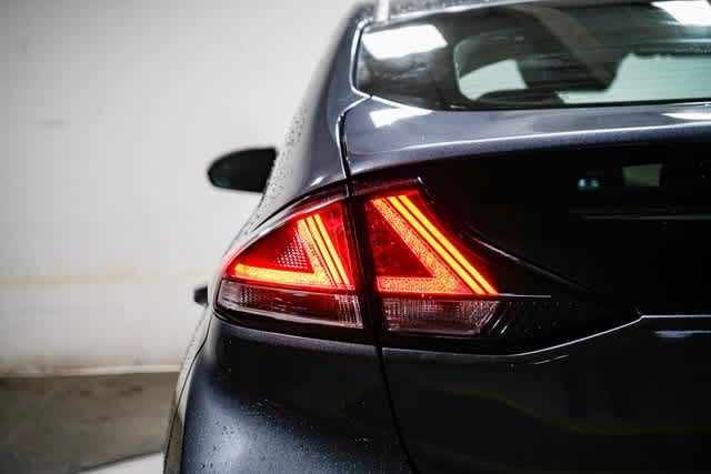 Thumbnail: 2020 Hyundai Ioniq - 9