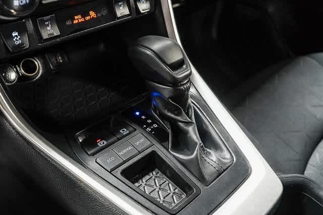 Thumbnail: 2023 Toyota RAV4 - 23