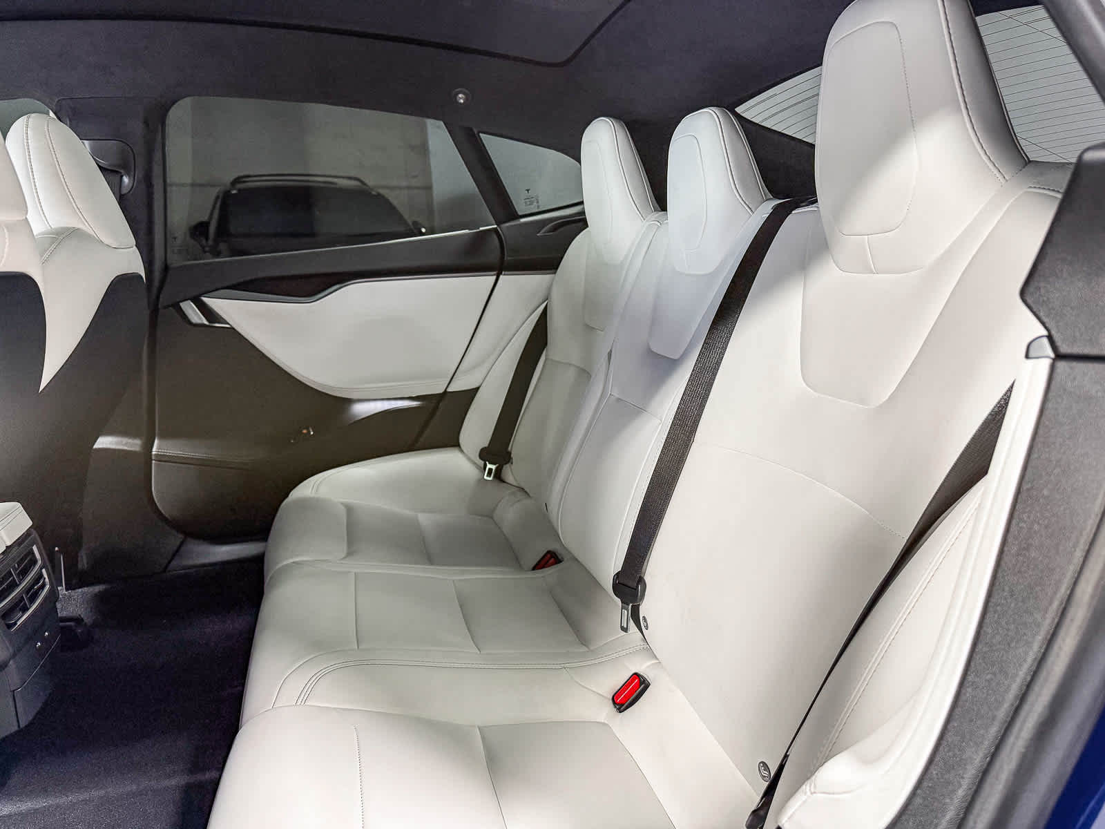 Thumbnail: 2020 Tesla Model S - 18