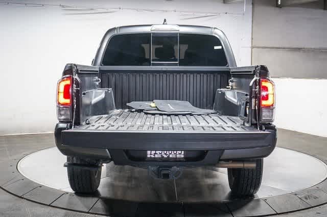 Thumbnail: 2021 Toyota Tacoma - 27