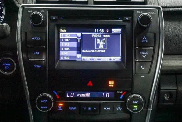 Thumbnail: 2017 Toyota Camry - 16