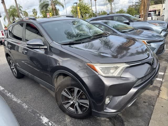 Thumbnail: 2017 Toyota RAV4 - 8