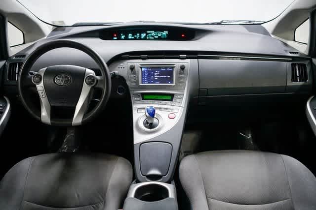 Thumbnail: 2015 Toyota Prius - 12