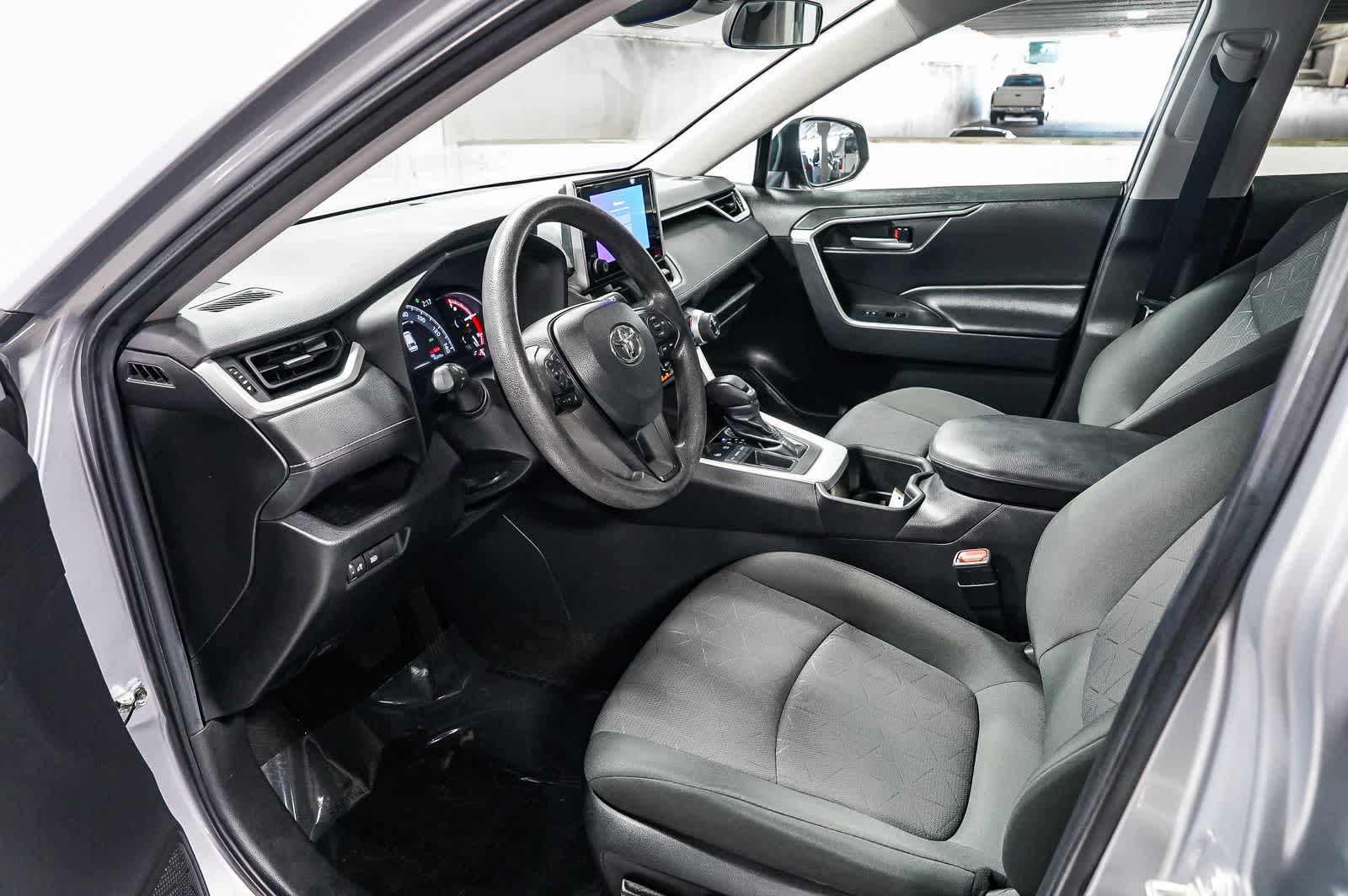 Thumbnail: 2023 Toyota RAV4 - 18