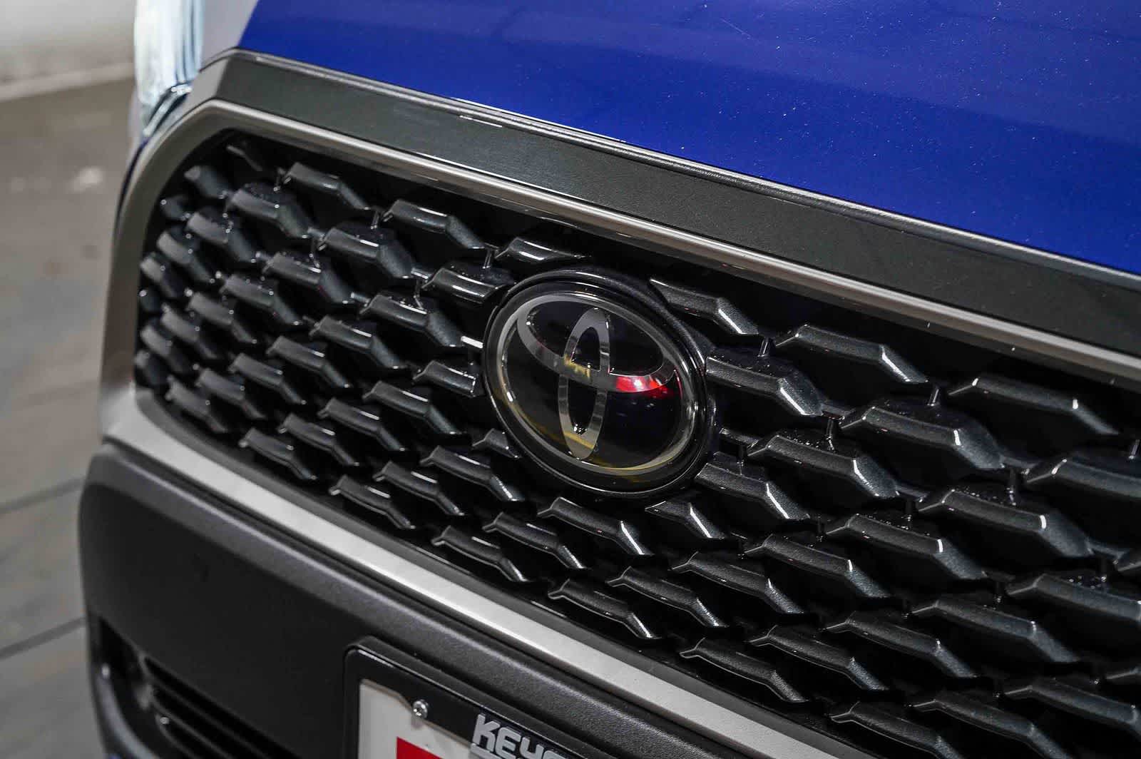 Thumbnail: 2024 Toyota Corolla Cross - 8